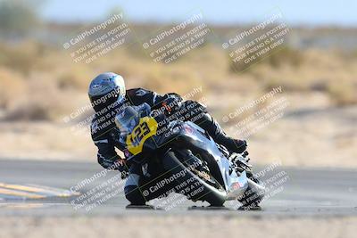 media/Nov-16-2024-CVMA (Sat) [[0e4bb1f32f]]/Race 9-Amateur Supersport Middleweight/